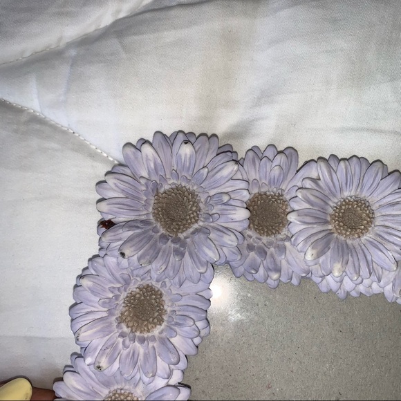 Vintage purple flower frame 4x6 - Picture 3 of 5